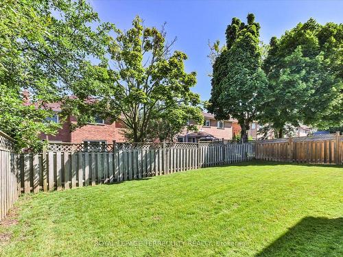 8 Kew Gdns, Richmond Hill, ON - Outdoor With Backyard