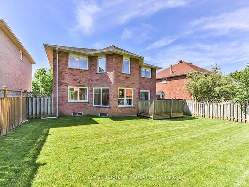 8 Kew Gdns, Richmond Hill, ON - Outdoor With Exterior