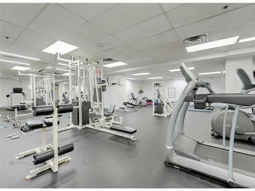 906-930 Yates St, Victoria, BC - Indoor Photo Showing Gym Room
