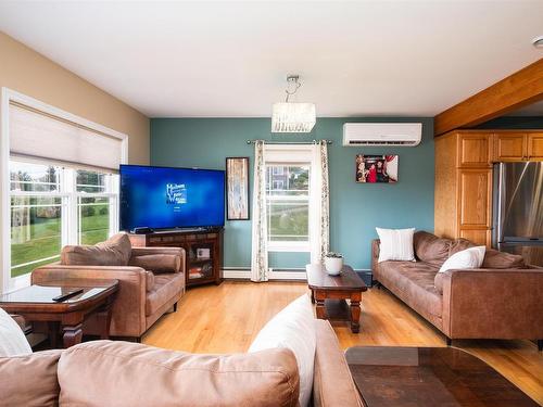 15696 Highway 19, Inverness, NS 