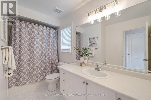 121 Lavery Heights, Milton, ON - Indoor Photo Showing Bathroom