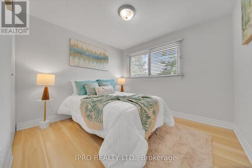 92 - 63 Fleetwood Crescent S, Brampton, ON - Indoor Photo Showing Bedroom