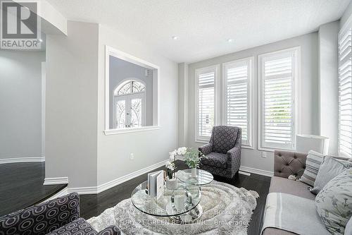 64 Bakersfield Road, Brampton, ON - Indoor Photo Showing Living Room
