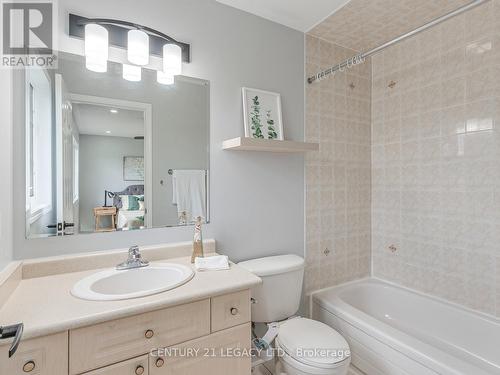 59 Brunswick Street, Brampton, ON - Indoor Photo Showing Bathroom