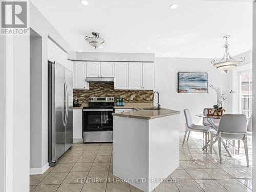 59 Brunswick Street, Brampton, ON - Indoor Photo Showing Kitchen With Stainless Steel Kitchen With Upgraded Kitchen