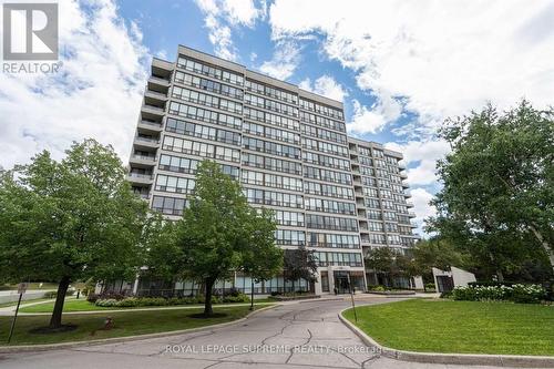 903 - 10 Laurelcrest Street N, Brampton, ON - Outdoor With Facade