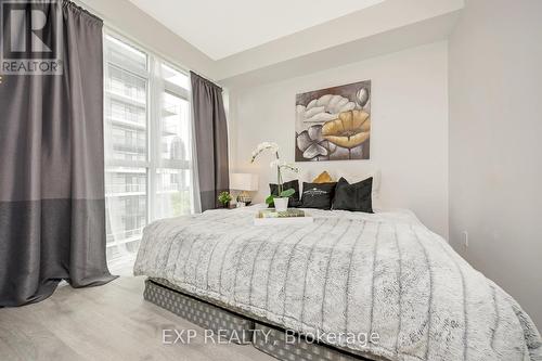 1013 - 251 Manitoba Street, Toronto, ON - Indoor Photo Showing Bedroom