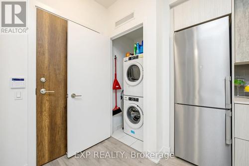 1013 - 251 Manitoba Street, Toronto, ON - Indoor Photo Showing Laundry Room