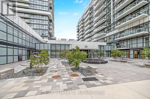 1013 - 251 Manitoba Street, Toronto, ON - Outdoor