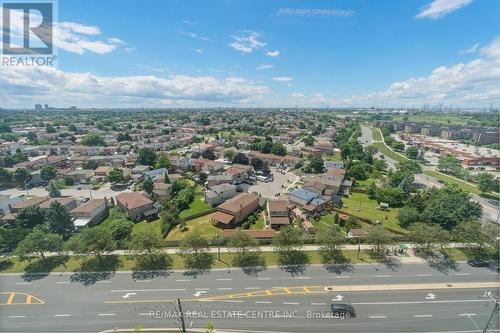 1711 - 10 Markbrook Lane, Toronto, ON - Outdoor With View