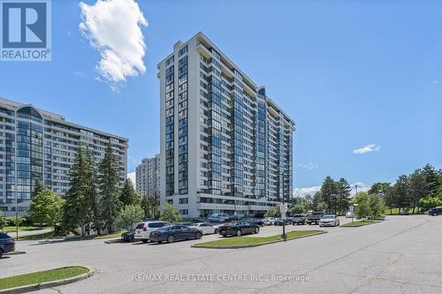 1711 - 10 Markbrook Lane, Toronto, ON - Outdoor With Facade