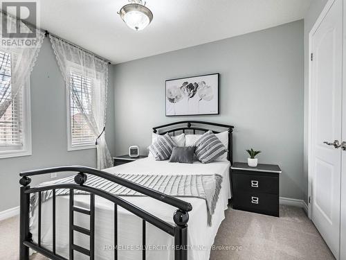 73 Clearfield Drive, Brampton, ON - Indoor Photo Showing Bedroom