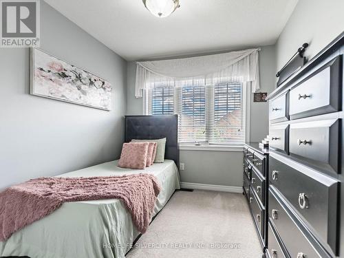 73 Clearfield Drive, Brampton, ON - Indoor Photo Showing Bedroom