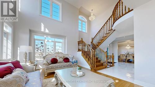 34 Haywood Drive, Brampton, ON - Indoor Photo Showing Living Room