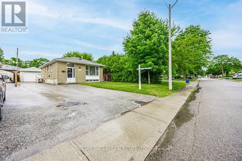 161 Tulloch Drive, Ajax, ON - Outdoor