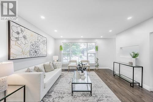 161 Tulloch Drive, Ajax, ON - Indoor Photo Showing Living Room