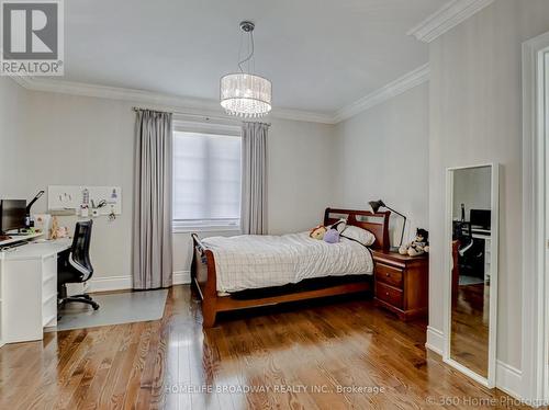 68 Hailsham Court, Vaughan, ON - Indoor Photo Showing Bedroom