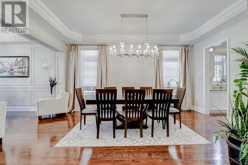 68 Hailsham Court, Vaughan, ON - Indoor Photo Showing Dining Room