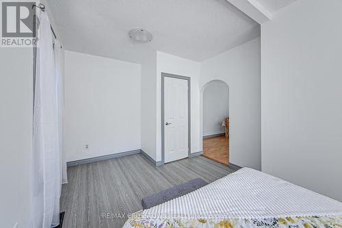 1160 Alfred Street, Innisfil, ON - Indoor Photo Showing Bedroom