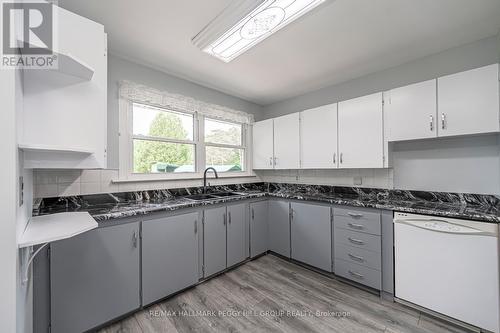 128 15 Line S, Oro-Medonte, ON - Indoor Photo Showing Kitchen