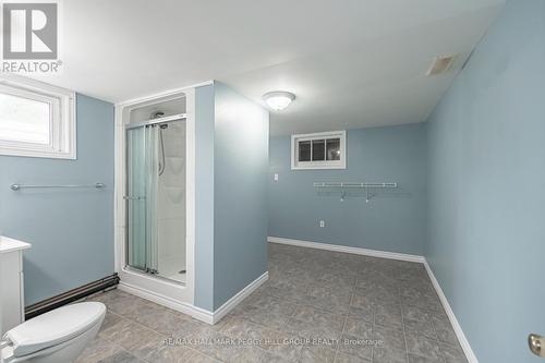 128 15 Line S, Oro-Medonte, ON - Indoor Photo Showing Bathroom