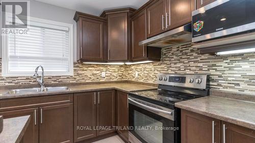 1162 Smither Road, London, ON - Indoor Photo Showing Kitchen With Double Sink