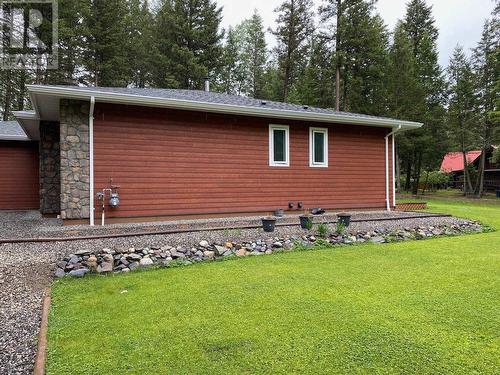 5330 Annaham Crescent, 100 Mile House, BC - Outdoor