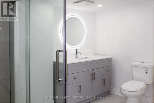 31 Chalone Crescent, Vaughan, ON - Indoor Photo Showing Bathroom