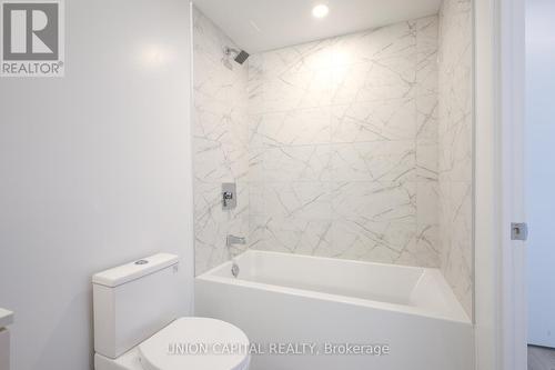 1502 - 82 Dalhousie Street, Toronto, ON - Indoor Photo Showing Bathroom