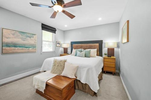 21 Harper Way, Thornhill, ON - Indoor Photo Showing Bedroom