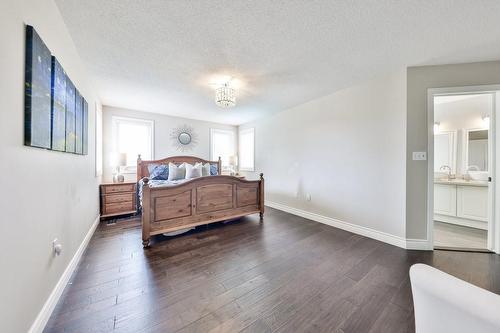 4143 Bianca Forest Drive, Burlington, ON - Indoor Photo Showing Bedroom