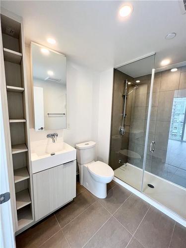 370 Martha Street|Unit #1307, Burlington, ON - Indoor Photo Showing Bathroom