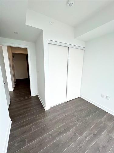 370 Martha Street|Unit #1307, Burlington, ON - Indoor Photo Showing Other Room