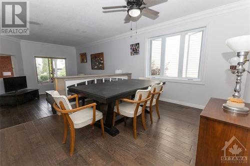 1527 Delia Crescent, Orleans, ON - Indoor Photo Showing Dining Room