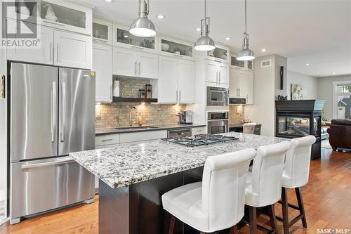 1019B 10Th Street E, Saskatoon, SK - Indoor Photo Showing Kitchen With Upgraded Kitchen