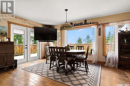 40 James Bay, Lumsden, SK - Indoor Photo Showing Dining Room