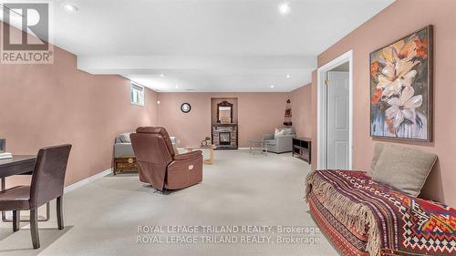 1781 Kyle Court, London, ON - Indoor