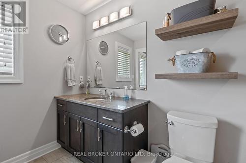 8 Brookfield Avenue, Ingersoll (Ingersoll - South), ON - Indoor Photo Showing Bathroom