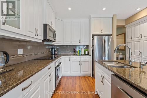 8 Brookfield Avenue, Ingersoll (Ingersoll - South), ON - Indoor Photo Showing Kitchen With Double Sink With Upgraded Kitchen