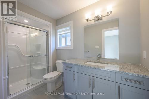 3642 Earlston, London, ON - Indoor Photo Showing Bathroom