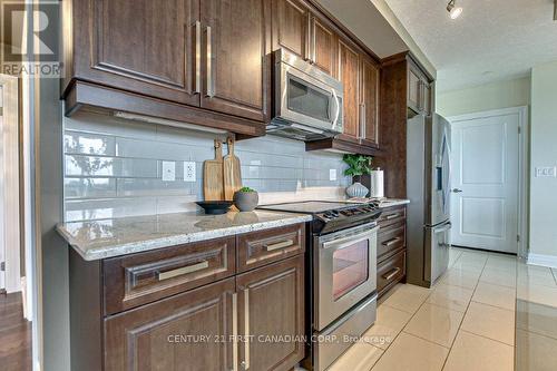 805 - 240 Villagewalk Boulevard, London, ON - Indoor Photo Showing Kitchen