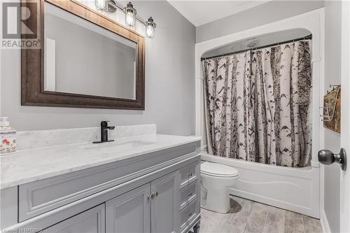 614506 Hamilton Lane, West Grey, ON - Indoor Photo Showing Bathroom