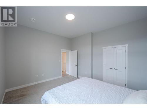 1082 Syer Road, Penticton, BC - Indoor Photo Showing Bedroom