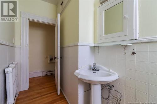 213 Germain Street, Saint John, NB - Indoor Photo Showing Bathroom