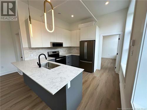 49 Canterbury Street Unit# 2, Saint John, NB - Indoor Photo Showing Kitchen With Upgraded Kitchen