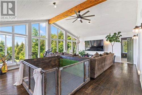 Living room - 166 Maple Hill Road, Brockton, ON - Indoor