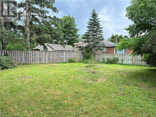Nice sized lot - 471 9Th Street, Hanover, ON - Outdoor