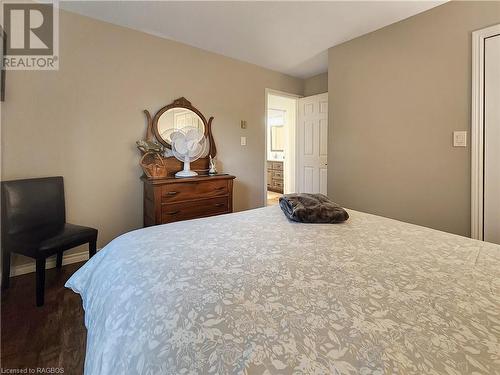 1208 Sunset Drive, South Bruce Peninsula, ON - Indoor Photo Showing Bedroom