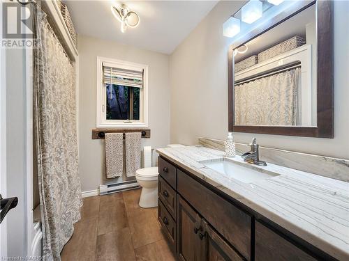 1208 Sunset Drive, South Bruce Peninsula, ON - Indoor Photo Showing Bathroom