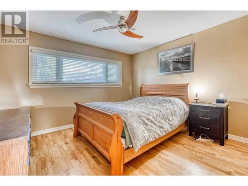 1403 Leir Street, Penticton, BC - Indoor Photo Showing Bedroom